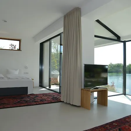 Haus Am See Semesterbostad *