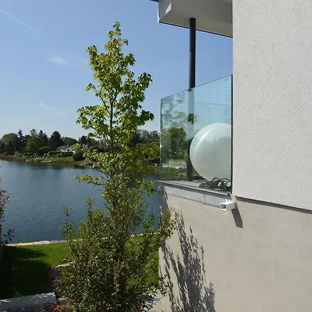 Haus Am See Semesterbostad *